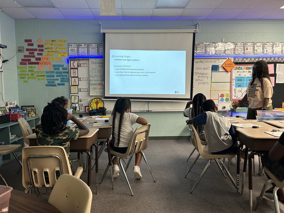 MsElliottiteach's tweet image. “Learning Leaders” PD session at the #superpod this afternoon. Lesson focus- 4th grade math multi-digit multiplication with procedural fluency. Strategies included partial product, base ten blocks, and standard algorithm. #proudAP 🌊🐬⭐️