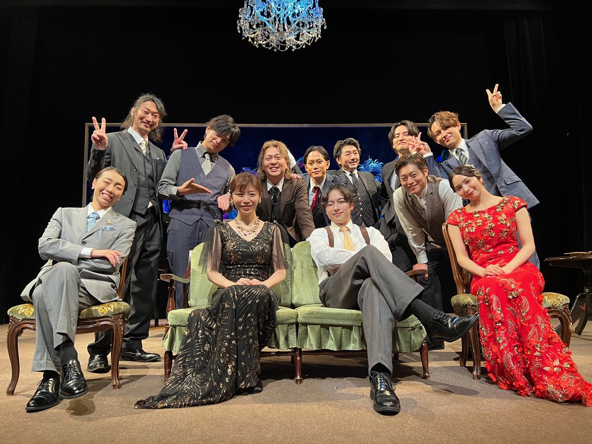 ghostfish2023's tweet photo. DVDについて
予約販売のみで一般発売はありません
予約受付は11月30日まで
予約忘れないように！
商品のお届けは24年2月中旬を予定してます
また、お客様に感謝の意を込めて、ランダムトレカもつけたいと思います 
鋭意編集中で頑張って間に合わせます！
ご予約は↓ #舞台永魚
https://t.co/prDSuy7LAF https://t.co/ZHrxvl27NP