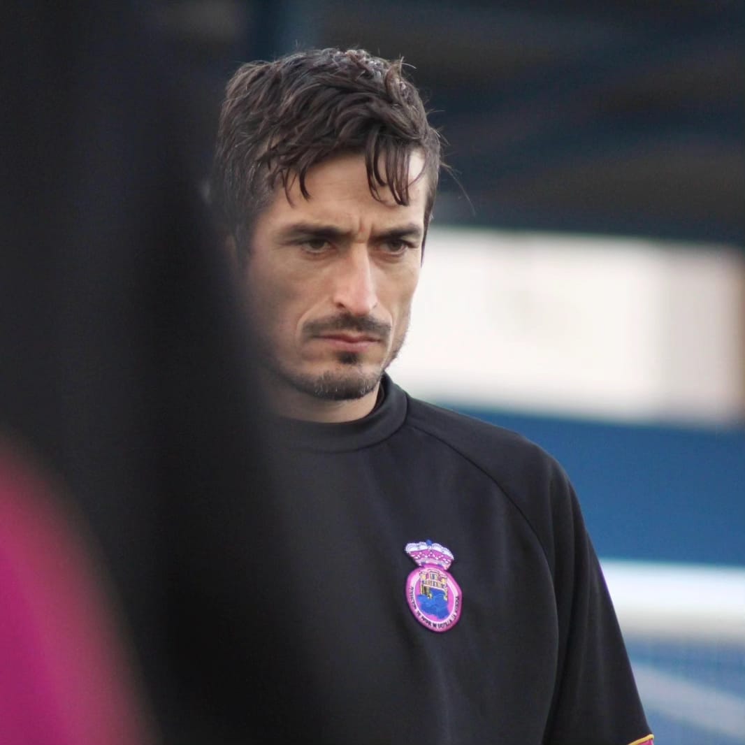 HuracanBoficial's tweet photo. Nuestros jugadores @JuanmaSanz77, @rangel271 @alvaro_cs2110 y @bolete111 fueron citados por la Selección de Castilla-La Mancha en el Paquito Jiménez de Socuéllamos para la preparación de los partidos que se disputarán en el puente de diciembre.

🔴🔵

Fotografías de @ffcm_es https://t.co/ZZpImdJeUP