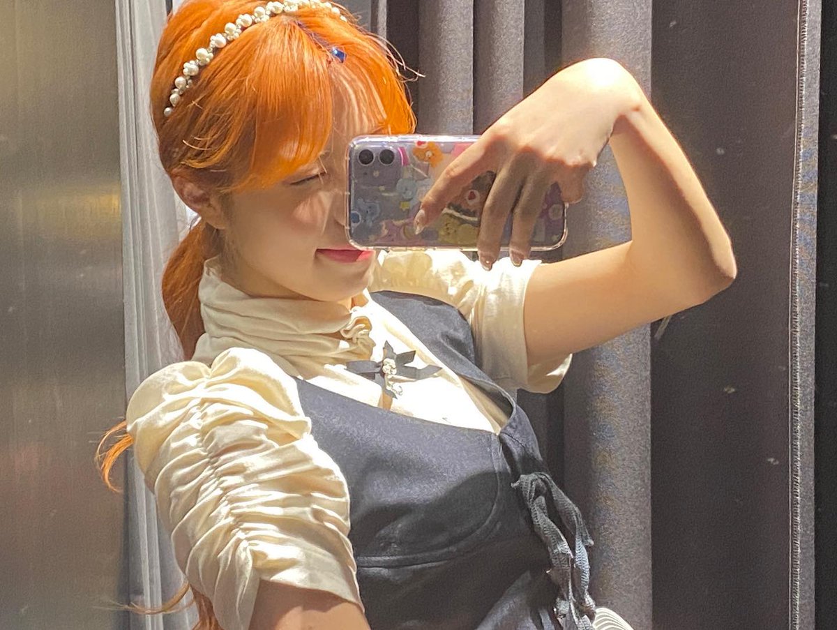 Lista para el #𝐒kıtty·𓊈𝕘ossı𝚙·𝕔ᥲll𓊉 que ya ansiaba de hace días en poder platicar con la hermosa de <a href="/urpopuvely/">·　lovely　✮　꒰ 𝐒kıtty ꒱　♡</a>💝 que sin duda sé viene la mejor convivencia del planeta.꒰⁠⑅⁠ᵕ⁠༚⁠ᵕ⁠꒱⁠˖⁠♡ ¡te adoro mucho! Y gracias por el obsequio. 

☆ ֺ · モルヒネ ༄ #𝔍e𝚗𝚗a!