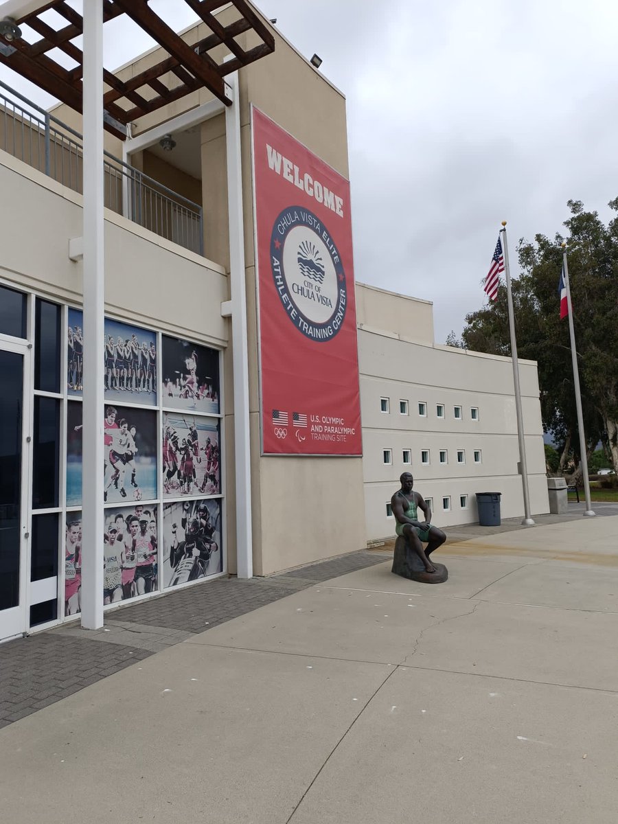 Visite du <a href="/CVEATC/">Chula Vista Elite Athlete Training Center</a>  qui accueille #TeamUSA pour ses stages d'entrainement #SportVisitorProgram <a href="/BrianMelekian/">Brian Melekian</a>🏋️‍♂️🏄‍♂️🚣‍♂️
Comparer et s'accorder sur des pts de convergence : #accessibilité, #facilités, #hautniveau d'équipement sportif pour générer les meilleures performances mondiales🏅