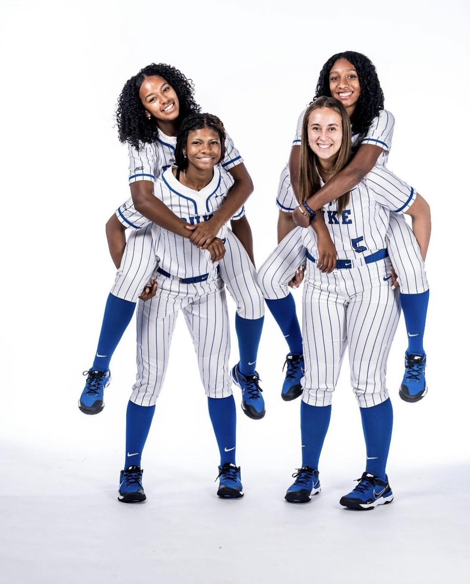 Had a great time this past weekend visiting <a href="/DukeSOFTBALL/">Duke Softball</a>, can’t wait for the upcoming fall with my new teammates and coaches! <a href="/oliviaadyan/">“Coach Liv” Olivia Watkins</a> <a href="/DukeCoachYoung/">Marissa Young</a> <a href="/nicoleeschaffer/">Nicole Schaffer</a>