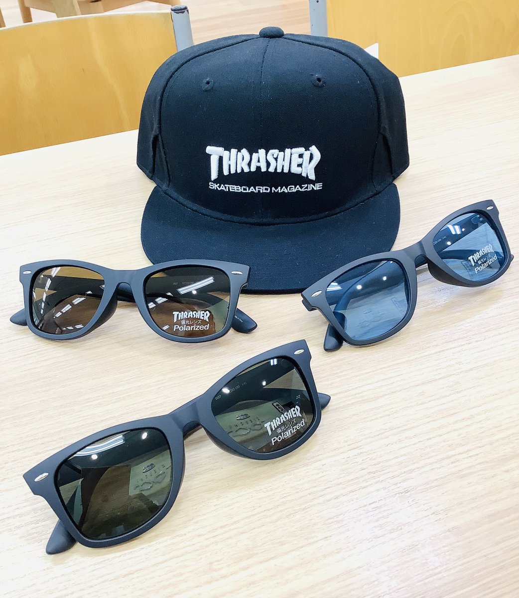 KikuchimeganeU's tweet image. 【NEW ARRIVAL】
THRASHER 偏光サングラス

人気のカラー3色を中心に
新入荷致しました！

カジュアルで掛けやすいでデザインです！
5280円からでお求めやすく
偏光ビギナー様にもオススメですよ✨

#偏光 #紫外線対策 
#THRASHER #サングラス
#熊本