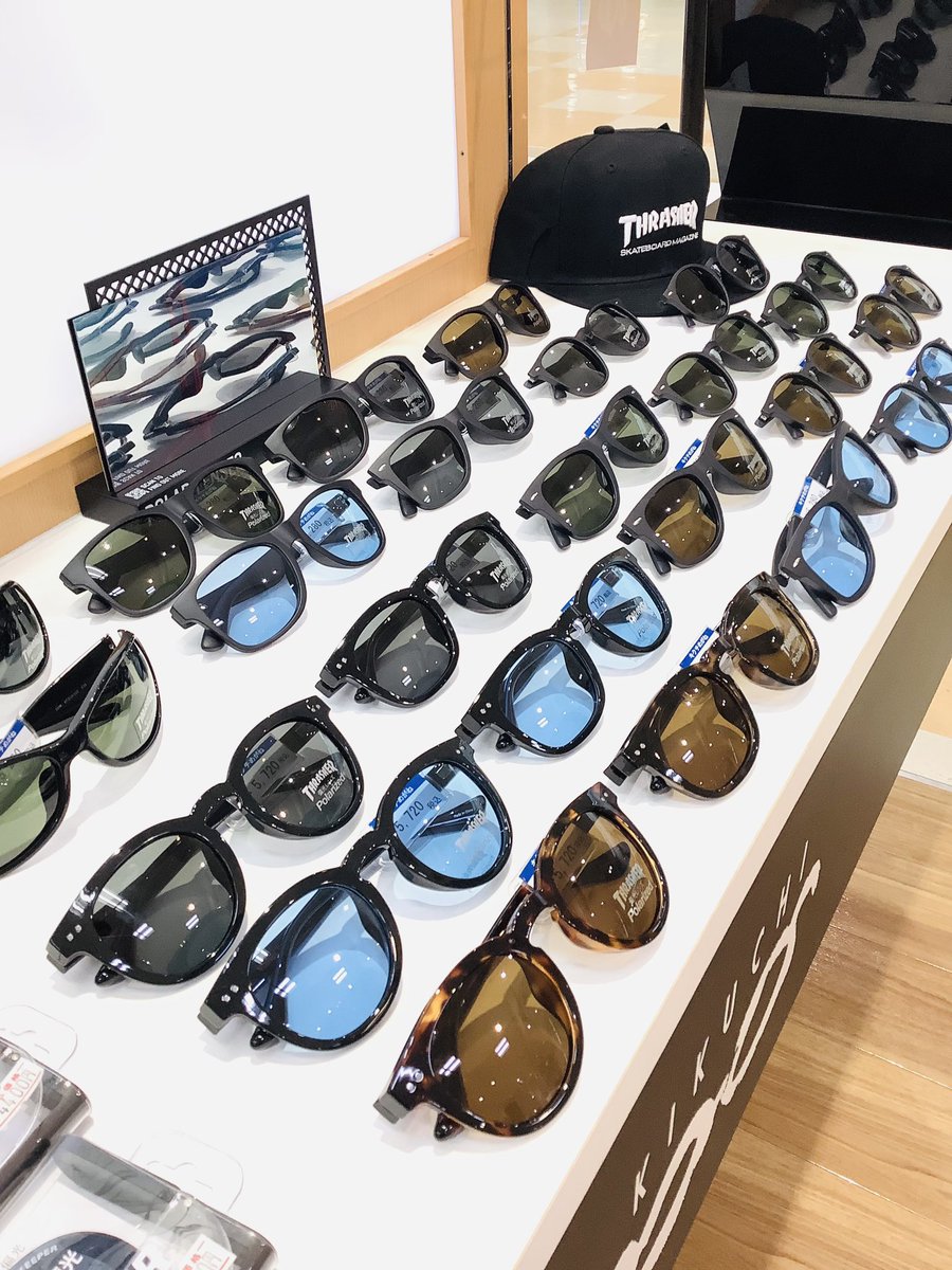 KikuchimeganeU's tweet image. 【NEW ARRIVAL】
THRASHER 偏光サングラス

人気のカラー3色を中心に
新入荷致しました！

カジュアルで掛けやすいでデザインです！
5280円からでお求めやすく
偏光ビギナー様にもオススメですよ✨

#偏光 #紫外線対策 
#THRASHER #サングラス
#熊本