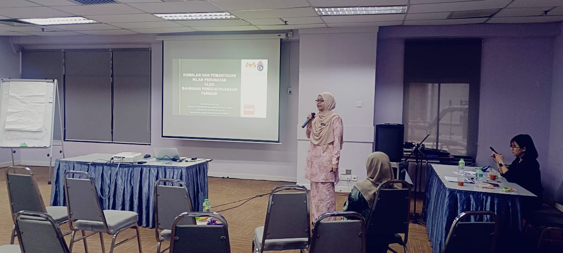 kkm_sdbb's tweet photo. Bahagian Penguatkuasaan Farmasi, KKM telah menganjurkan sesi taklimat, dialog dan pameran Kawalan Iklan Perubatan dan Kempen Scan Dulu Baru Beli kepada Warga Media Prima Berhad pada 4 dan 24 Oktober 2023 bertempat di Balai Berita, Bangsar dan di Seri Pentas, Bandar Utama. https://t.co/iowbJebrS5