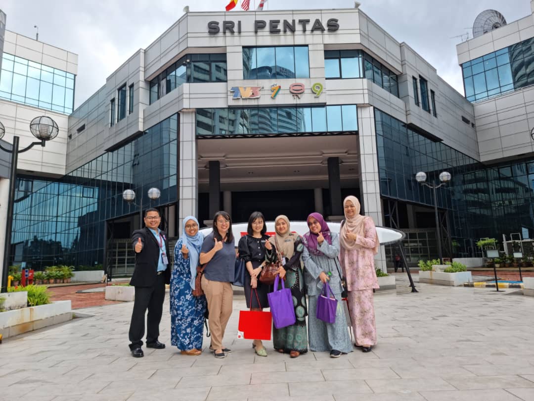 kkm_sdbb's tweet photo. Bahagian Penguatkuasaan Farmasi, KKM telah menganjurkan sesi taklimat, dialog dan pameran Kawalan Iklan Perubatan dan Kempen Scan Dulu Baru Beli kepada Warga Media Prima Berhad pada 4 dan 24 Oktober 2023 bertempat di Balai Berita, Bangsar dan di Seri Pentas, Bandar Utama. https://t.co/iowbJebrS5