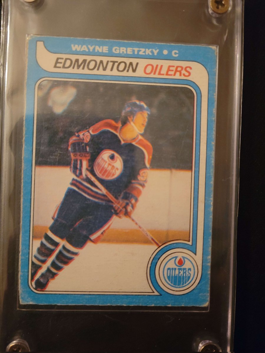 Gott3d's tweet photo. Picked up a few gems in trades today.
#hockey #basketball #sportscards https://t.co/g6oYTuo8cK