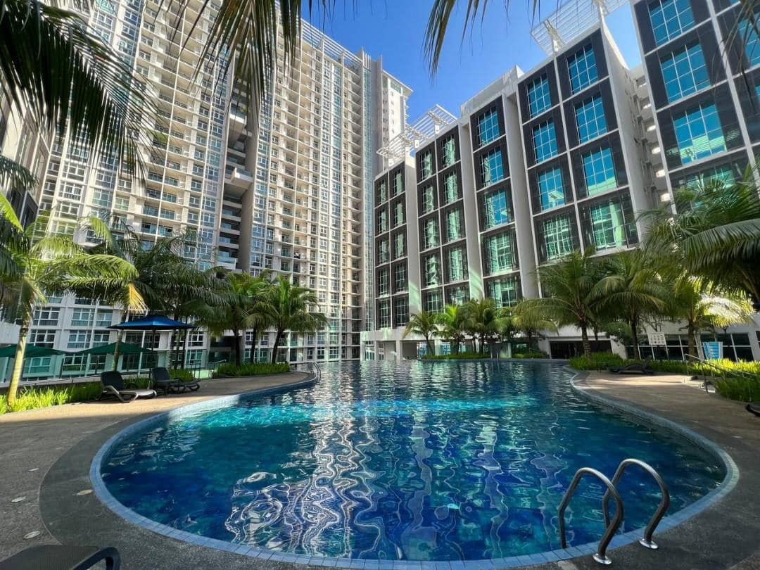 lsabella87's tweet photo. Rumah Mampu Milik Cyberjaya
Harga RM 199 RIBU (Limited Unit)
- FREEHOLD
- FREE Parking
- Near Hospital Cyberjaya
.
Contact us
011-2319 7541⁩
Syafid Din
ESP Properties Sdn Bhd https://t.co/KVMx8jQIxL