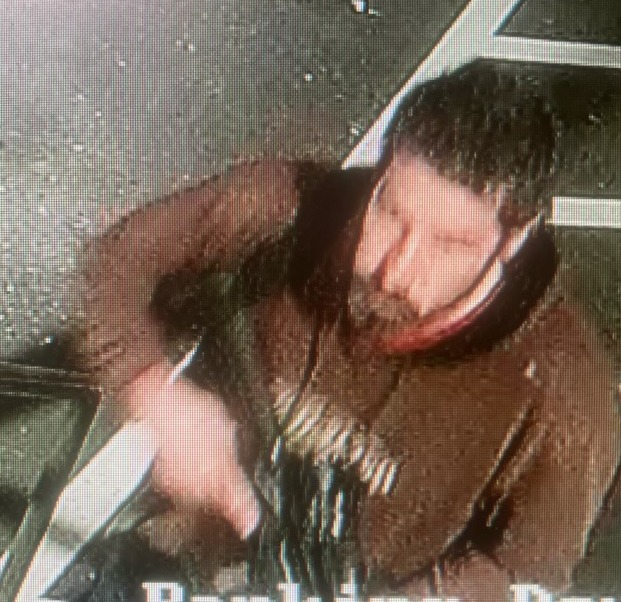 BNONews's tweet photo. ACTIVE SHOOTER IN MAINE
- At least 3 scenes in Lewiston
- Restaurant and bowling alley
- Up to 22 killed, dozens injured
- Suspect remains at large
- Armed with long gun
- Citywide shelter in place
- No word on a motive
- See the suspect? Call 911 https://t.co/KDlDVOWRdF