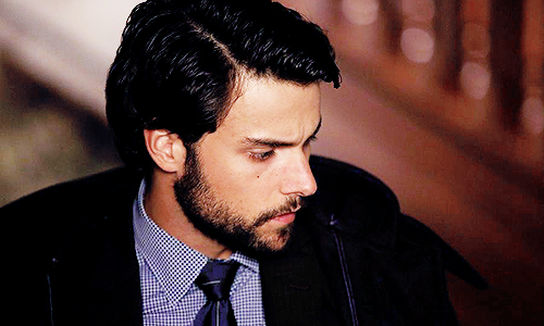 EnterPrometheus's tweet photo. jackson-falahee: Connor Walsh in HTGAWM (image source: https://t.co/xs3iUlCaGH) #jackfalahee #connorwalsh #htgawm #fashion #people #screencap #photography https://t.co/KWowHVrIwm