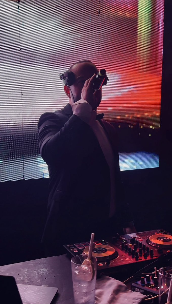 AYOREY1's tweet image. Colombia 🇨🇴 Thank You!

#AYOREY #DJ #Colombia #Travel #InternationalDJ