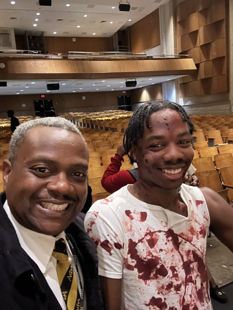 johnny47892668's tweet photo. Congratulations to Carter High School’s Fine Arts department for the Great production of Night of the Living Dead https://t.co/DK0pZnHQuE