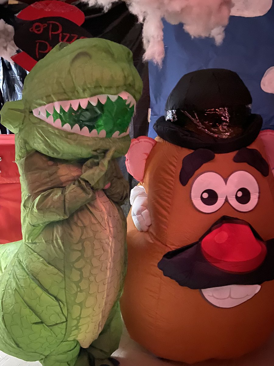 Fun night at the Haunted House put on by <a href="/FortNHS/">Fort Osage NHS</a> !!!!