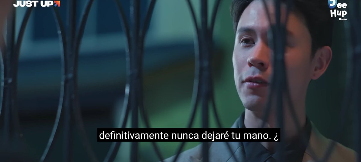 selftkit's tweet photo. La promesa de Jeng y Pat de no soltar sus manos🥹🥹 #StepByStepEP11 #ManBen https://t.co/laypEGiXBp