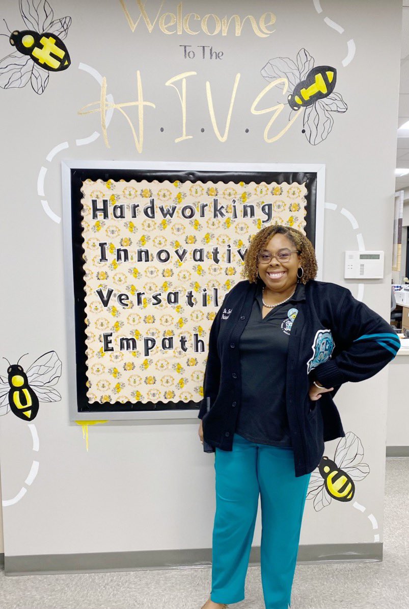 DocOfHighHopes's tweet image. I got teal pants! 🙌🏾 That’s it. That’s the post. Carry on! 🤣 #SchoolSpiritOn10 #SpecialSitesSuccess #WatchMeWork @ #TheBestKeptSecretInLCISD - I’m so incredibly proud of the work, the students, the staff, the growth, the mindsets…  Just proud! 🩵