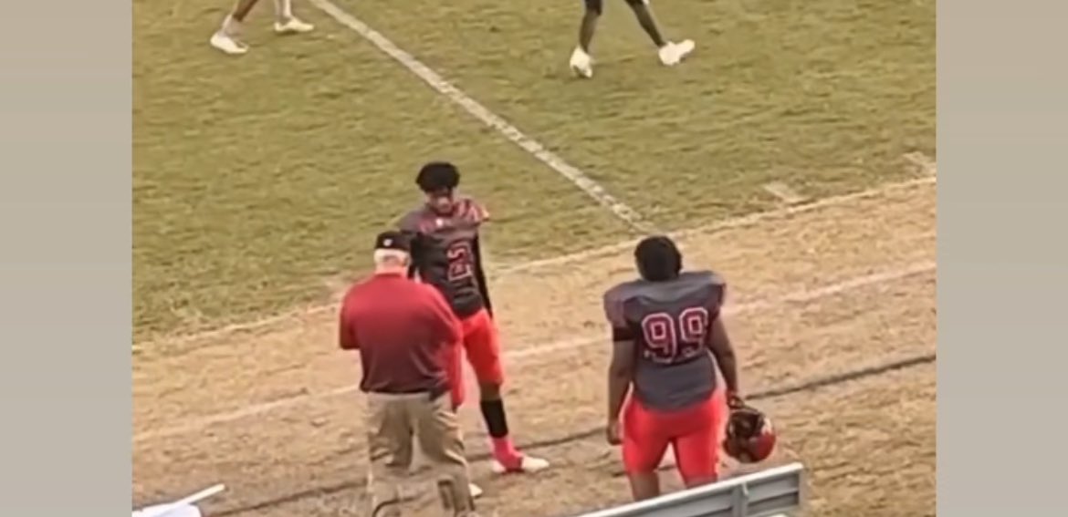 NyriqueB's tweet photo. Great win over Epps 42-0 today thanks to @jhrosefootball for letting us play on they field and supporting both teams 💪🏾 https://t.co/khh19KF2ws