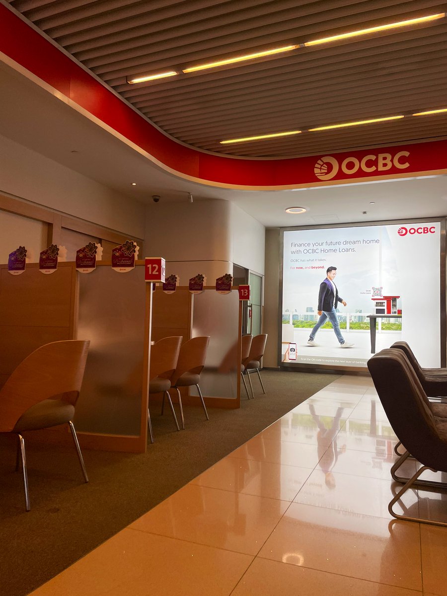 SyahmiRafsan's tweet photo. Senang betul buka company (business) bank account dengan OCBC ni. 

Isi borang online dalam website OCBC tak sampai 15 minit. 

Tak perlu upload dokumen SSM bagai sebab dah fully integrated dengan SSM. 

Tunggu 48 jam (hari bekerja) untuk pengesahan akaun. 

Kemudian 2 hari dapat kad debit. 

Pergi ke branch Masjid Jamek, takda queue langsung dan terus aktifkan kad. 

Siapa ada pengalaman buka company acc dengan maybank atau cimb tahulah renyahnya 🤭 

P/s: ini bukan post berbayar. Hanya honest review nak bantu freelancer atau business owner lain jalankan business dengan lebih lancar 😬