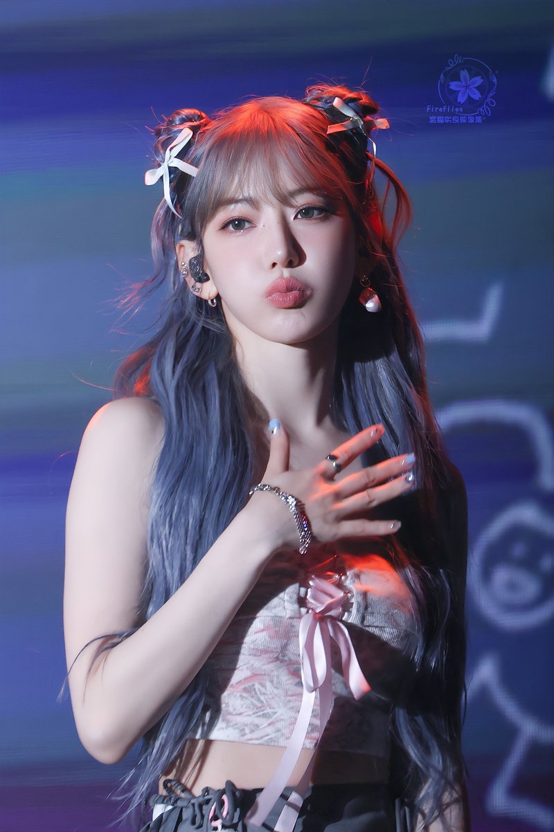 FirefliesxSaku's tweet photo. 231001 ‘FLAME RISES’ IN HONG KONG DAY2

#사쿠라 
#宮脇咲良 
 #SAKURA 
 #르세라핌 
 #LE_SSERAFIM https://t.co/1qQardbeNC