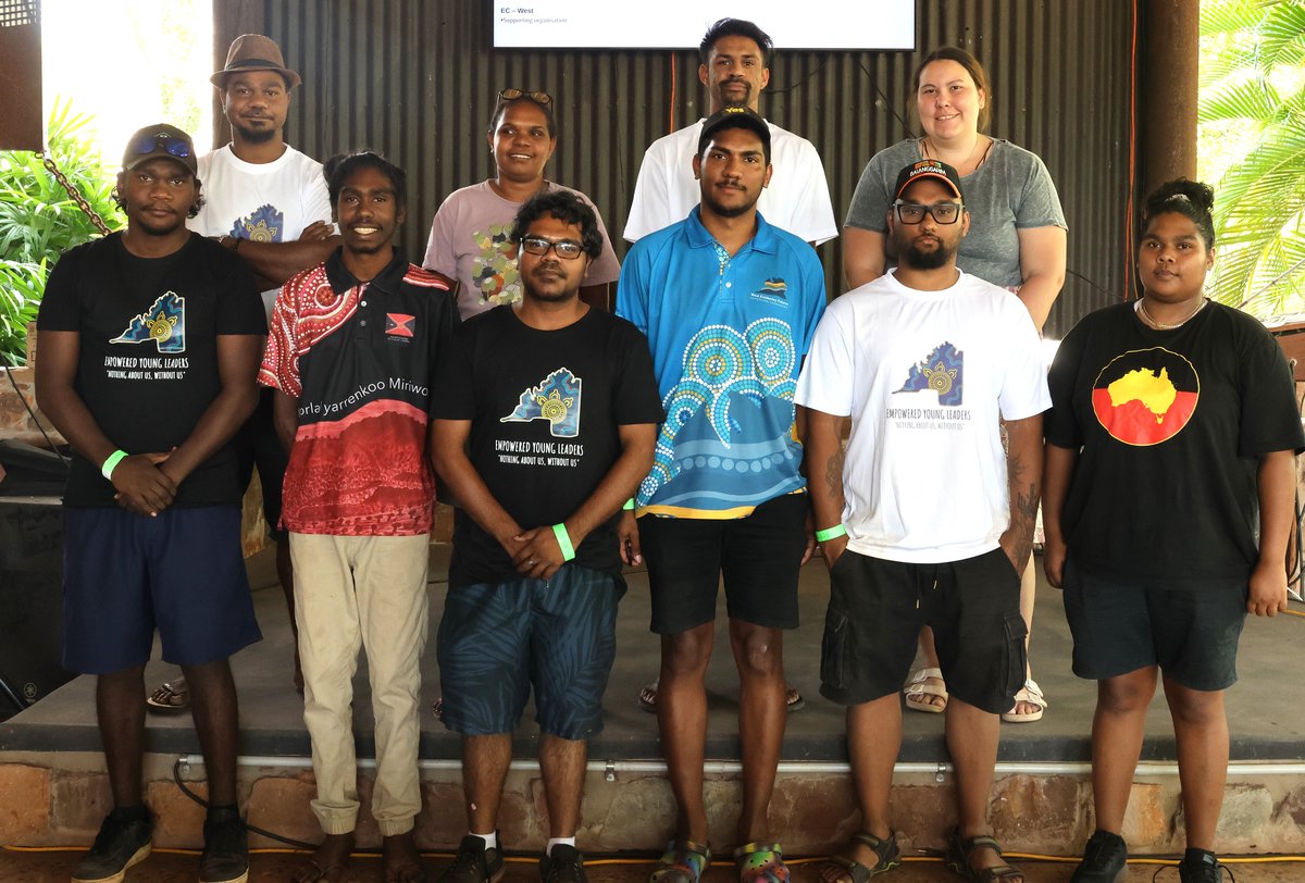 🌟Cathy Ward with the inaugural committee of #EmpoweredYoungLeaders!  

» EYL has been established for young people in #theKimberley to ensure our #nextgeneration are informed and included when decisions are being made surrounding youth issues. 📷via EYL

#aboriginal #indigenous
