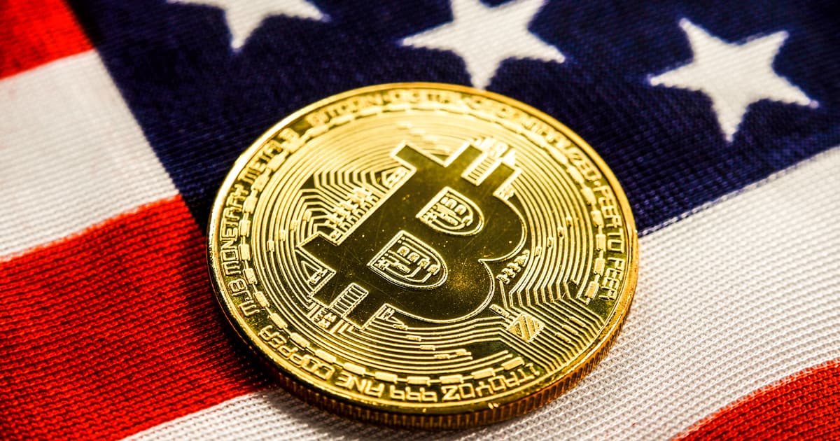 BuiDung666's tweet photo. 🔥 CHÍNH PHỦ MỸ LỖ 116 TRIỆU USD KHI BÁN BITCOIN

Tính từ khi mua cho đến khi bán $BTC. Chính phủ Mỹ đã bán 9861 $BTC vào đầu tháng 3 năm nay và bỏ túi gần 216 triệu USD. Lúc đó giá $BTC chỉ khoảng 20,000-22,000 USD.

Nếu chính phủ Mỹ tiếp tục giữ $BTC cho đến ngày hôm nay (giá $BTC quanh 34,000 USD), với 9861 $BTC sẽ mang lại số tiền 335 triệu USD thay vì chỉ 216 triệu USD như hồi tháng 3. Việc chốt non $BTC đã khiến chính phủ Mỹ lỗ 116 triệu USD trong bối cảnh nợ công ngày càng gia tăng, áp lực đóng cửa chính phủ.

Chính phủ Mỹ tích lũy Bitcoin như thế nào?

Chính phủ Mỹ thu được $BTC thông qua các vụ bắt giữ liên quan đến thủ tục tố tụng hình sự, lừa đảo và các hoạt động bất hợp pháp khác. Tất cả $BTC bị tịch thu đều nằm dưới quyền kiểm soát của chính phủ, chính phủ có quyền bán chúng trên thị trường.

Hiện chính phủ Mỹ nắm giữ 41,490 $BTC khác bị tịch thu được từ James Zhong, người đã nhận tội lừa đảo trong các giao dịch và bòn rút $BTC từ Silk Road.

Gần đây, chính phủ Mỹ cũng đã tiết lộ sẽ bán số $BTC này vào cuối năm nay, trị giá khoảng 1.4 tỷ USD. Ngoài số $BTC tịch thu từ Zhong, chính phủ Mỹ còn nắm giữ một lượng $BTC trị giá 5.5 tỷ USD khác trong kho bạc.

$BTC đã tăng hơn 100% kể từ tháng 1 đến tháng 10 năm 2023, từ 16,500 USD vào đầu năm và hiện tại chạm mức 35,000 USD. Sự tăng giá của $BTC diễn ra bất chấp giữa lúc các thị trường khác còn nhiều bất ổn.

Theo ae, chính phủ Mỹ có thực sự khôn ngoan khi đầu tư vào #Bitcoin, cùng thảo luận với mình nhé.

#Crypto #Bitcoin