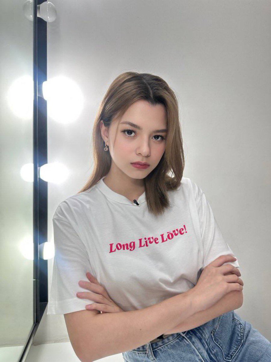 FBSGInfinity's tweet photo. LONG LIVE LOVE ON NETFLIX WORLDWIDE!! 🔥🔥
NAMO ERA IS HERE! 

BECKY X NAMO GOES GLOBAL 
#NetflixLongLiveLove https://t.co/0cgIfvy1O9