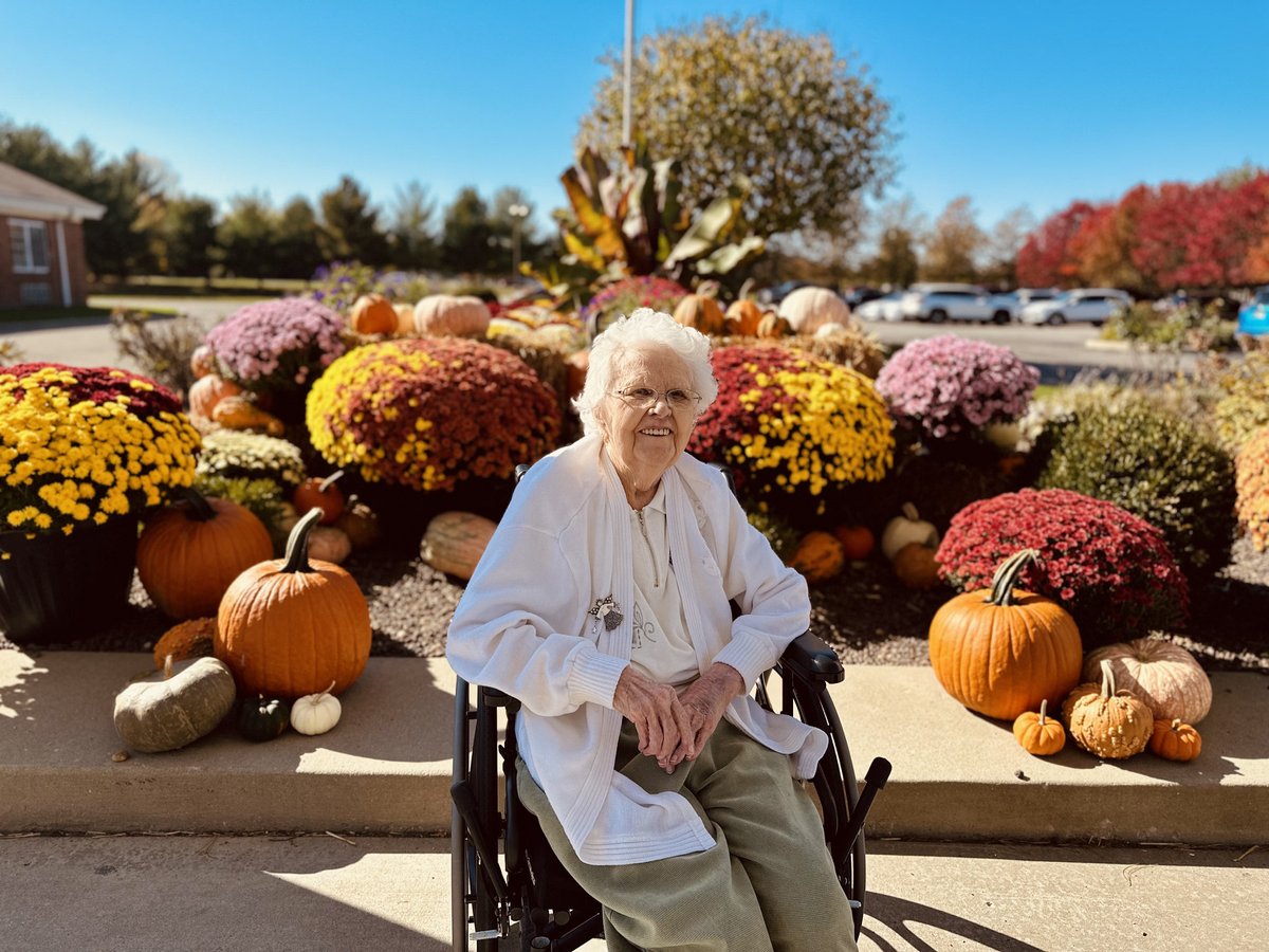 Fall weather is here and we are loving it! 🍁🍂