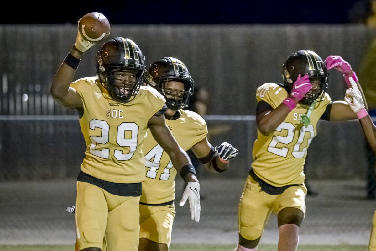 SOCGoldenBearFB's tweet photo. Week 8οΈβ£ Photos Of The Nightβ
#TheMecca | #FeederNight https://t.co/dGDU9F2oWM