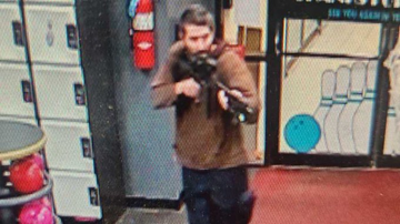 PPauli94's tweet photo. MAINE SHOOTER HAS BEEN ARRESTED KNOWN AS ROBERT CARDRetweet each other to let more people know #Maine #Lewiston🥳🥳 https://t.co/eYNY7HI7hr