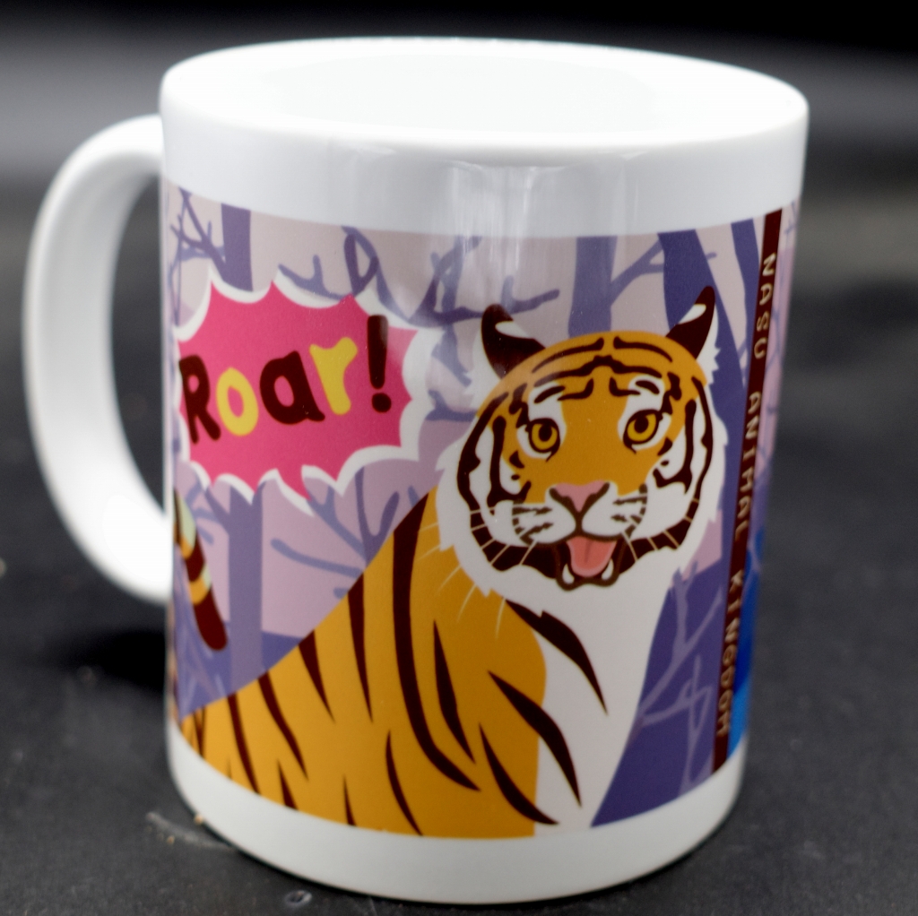 Nas_anikinShop's tweet photo. 🍁🍁🍁【新商品】🍁🍁🍁
シベリアンテリトリーのキングダムシリーズ陶器マグ出来ました。
NETSHOP➡️ https://t.co/kVIVVWTKK7
Ceramic mug with Amur tiger motif
带有阿穆尔虎图案的陶瓷杯。
아뭏틀라 모티브의 도자기 머그컵.
#Ceramic_Mug #AmurTiger #东北虎 #아무르트라 https://t.co/LNiMjUoX9H