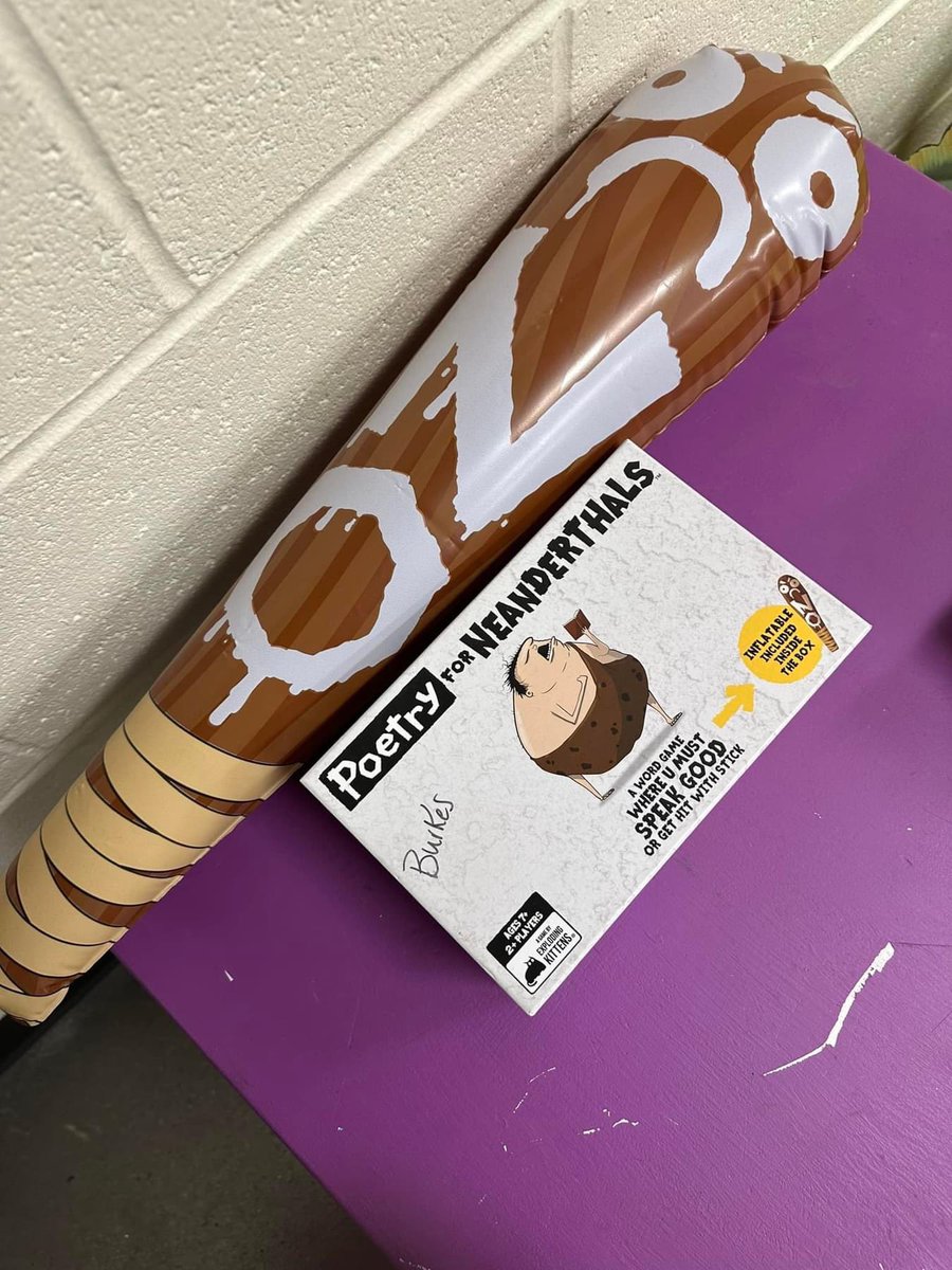 Chrystal Burkes📚 tweet media