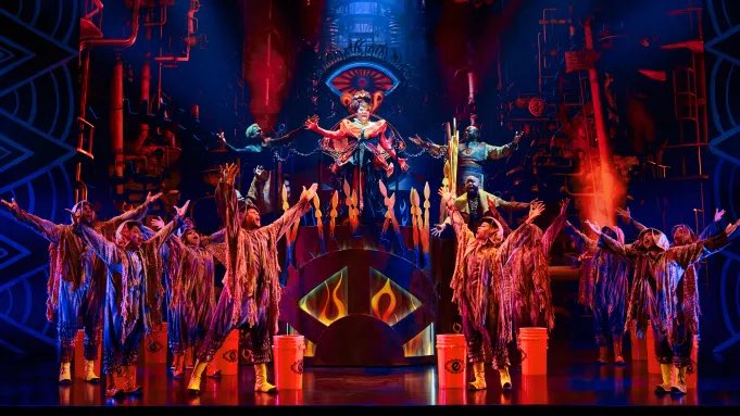 Ryan_Wms's tweet photo. The revival of #TheWiz now at DC’s National Theater a fun and fresh take on a nearly fifty-year old classic. The leads are certified stars and I can’t wait for their #Broadway debut. The updated book is a love letter to Black culture. @BroadwayNatDC #TheWiz https://t.co/IwgbWxNFnX