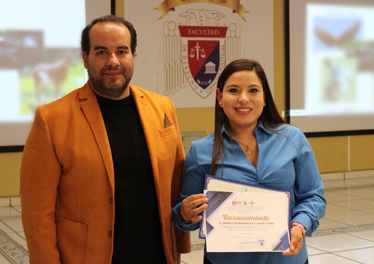 Minka Hdez C (@minka_hdez) on Twitter photo Hoy compartí mi historia con alumnos del Diplomado en Gestión de la Felicidad en la <a href="/FADERyCIPOL/">FADER y CIPOL</a> ✨
Gracias por la invitación amigo <a href="/alfonso13_rd/">Alfonso Rentería</a>, siempre es un gusto aprender y fortalecer experiencias, felicidades a los estudiantes por su iniciativa 📚 Hoy compartí mi historia con alumnos del Diplomado en Gestión de la Felicidad en la <a href="/FADERyCIPOL/">FADER y CIPOL</a> ✨
Gracias por la invitación amigo <a href="/alfonso13_rd/">Alfonso Rentería</a>, siempre es un gusto aprender y fortalecer experiencias, felicidades a los estudiantes por su iniciativa 📚