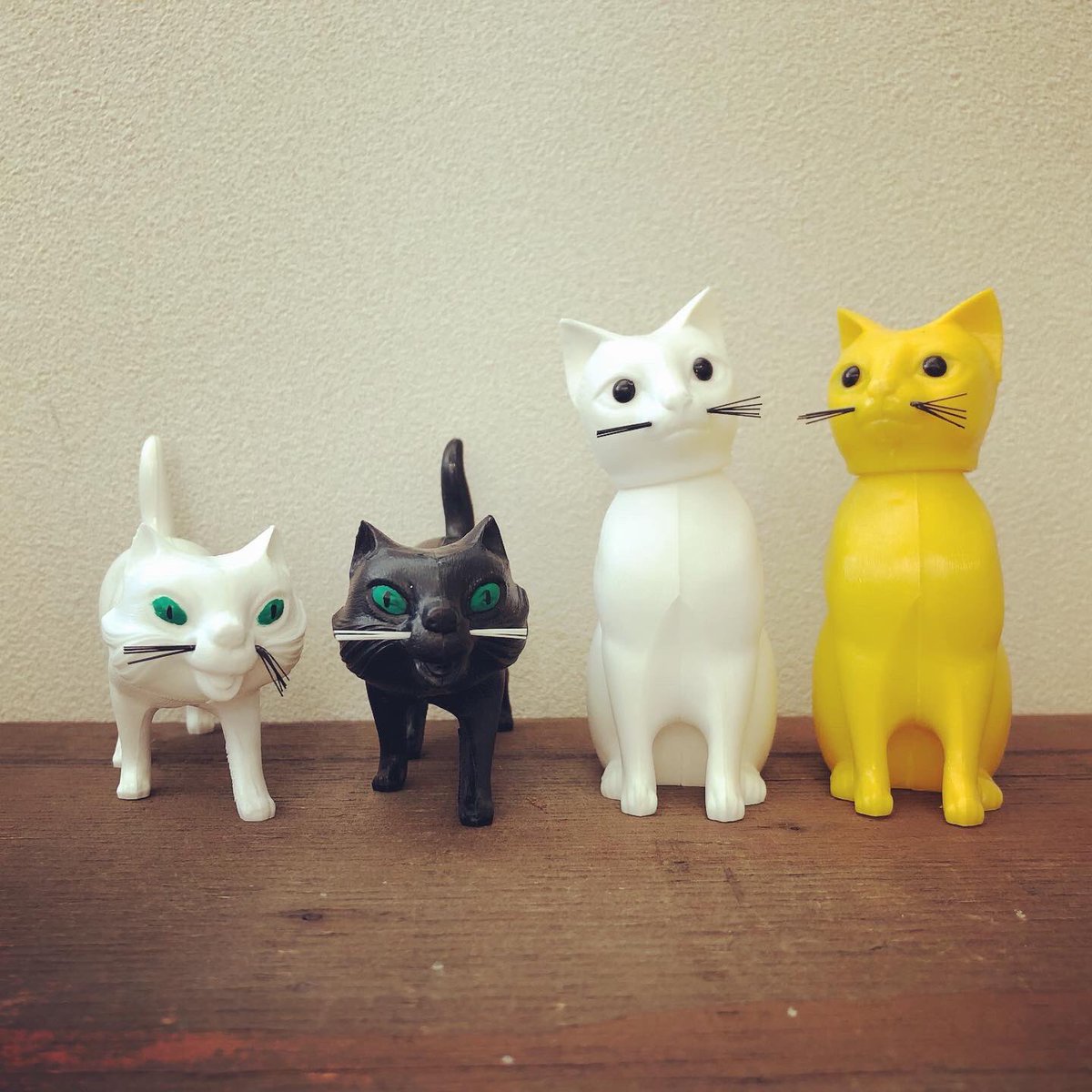 mikenekozakka's tweet photo. ドイツのおもちゃメーカーBREBAの首振り人形が入荷しました。レトロでかわいいですよ😻
明日からモトニャワタ。
準備のため本日は17時で閉店させていただきます。
#猫 #ねこ #ネコ #cat #猫雑貨 #三毛猫雑貨店 #moto8 #モトッパチ #本八幡 #市川 #BREBA #首振り人形 https://t.co/5PSGI6vVNt