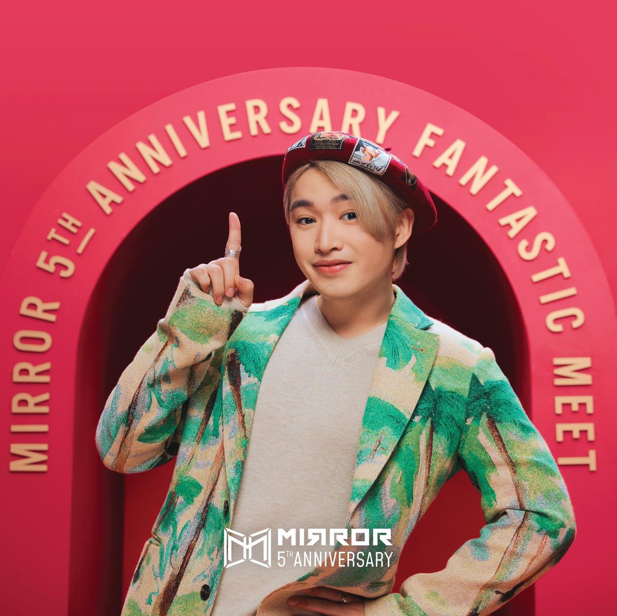 JerLau1120's tweet photo. 《 MIRROR 5th Anniversary Fantastic Meet 》下星期三見✨
✶ 2023. 11. 1. 勾手指尾約定你 ✶

#MIRROR5thAnniversary
#MIRROR5thAnniversaryFantasticMeet
#FantasticMeet
#MIROweallare #MIRO
#MIRRORofficialfanclub
@mirror.weare 
@jeremylaous https://t.co/Jh78t6S1mB