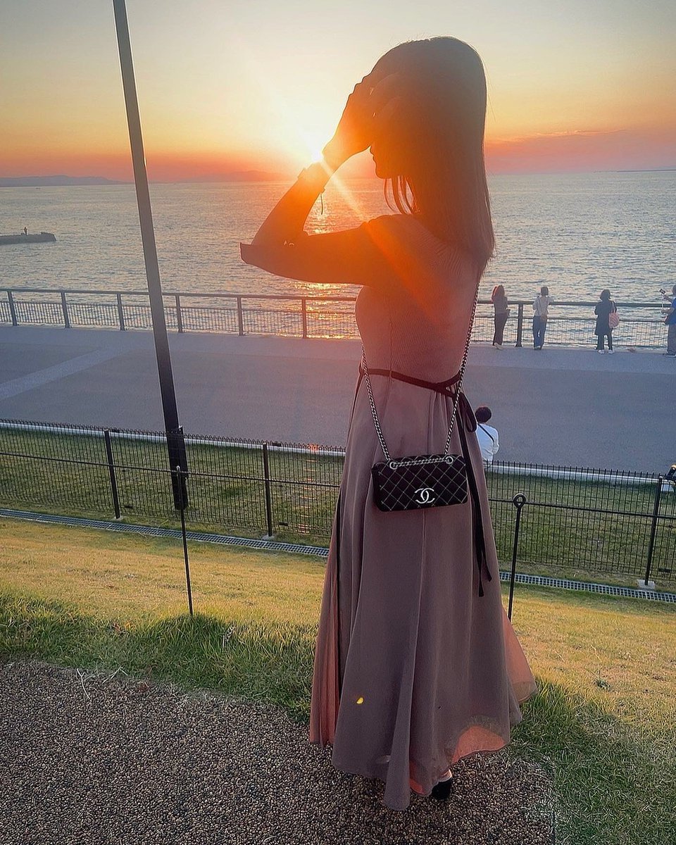 IVE_Yorumu's tweet photo. 夕日🌇🫶 https://t.co/pDGkrvJy09