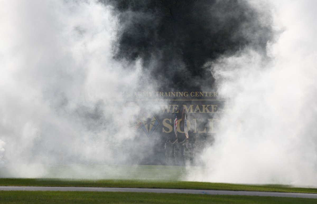 HirtheJess22046's tweet image. #WednesdayWidsom
"The climb might be tough and challenging,but the view is worth it. There is a purpose for that pain; you just can't always see it right away." #BasicCombatTraining.
#MeetYourArmy #KnowYourMil #MilitaryFamilies #Army2030 #HugDay #BeAllYouCanBe #VictoryStartsHere