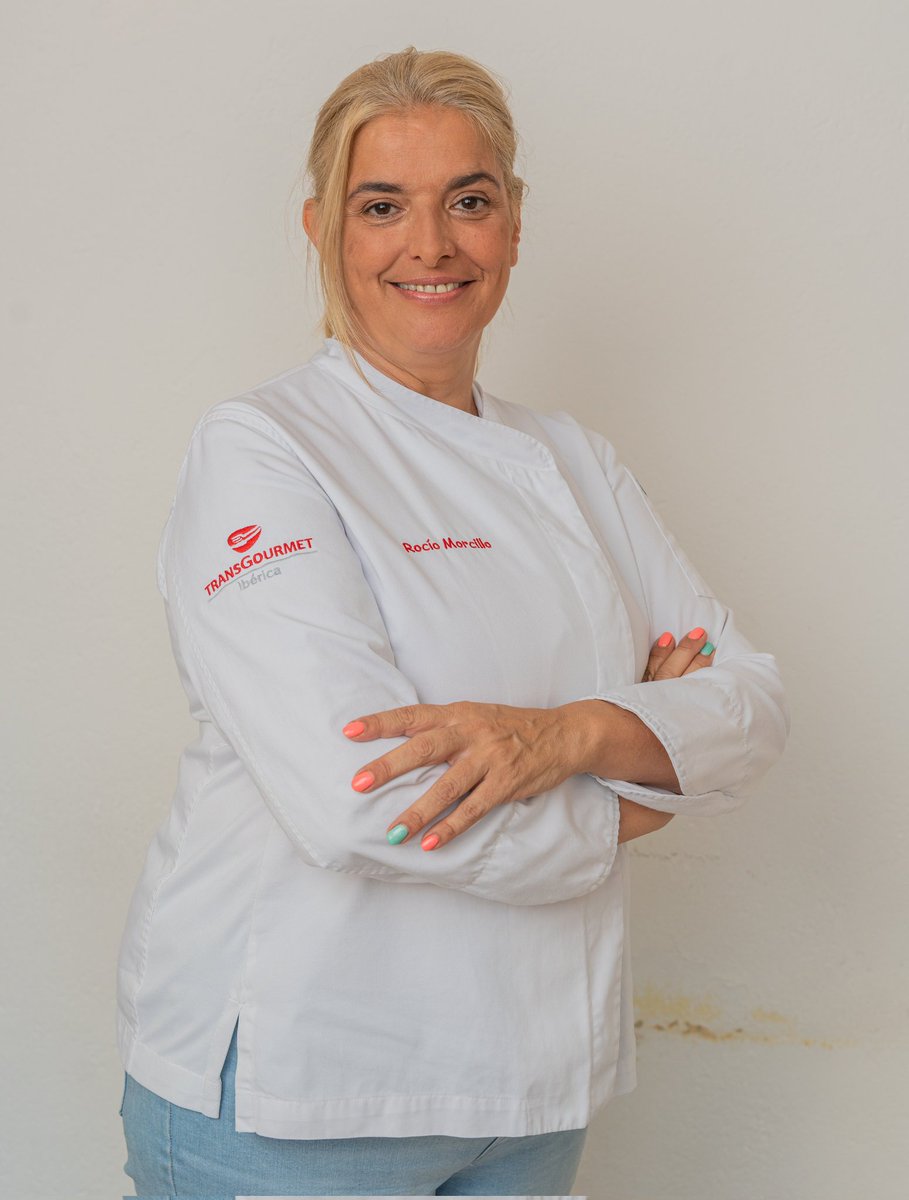 transgourmet_es's tweet photo. 🔈El 31 de octubre llega el concurso #ChefsenOr...,
¡y tenemos equipazo! 👏
🔝 Raül Ruíz, del restaurante #9suprem, nuestro concursante.
🔝 Y en el jurado, Rocío Morcillo (@RocioMChef4), finalista de @MasterChef_es 2016 y formadora de Hostelería en Transgourmet. https://t.co/G2B7bpV8DC