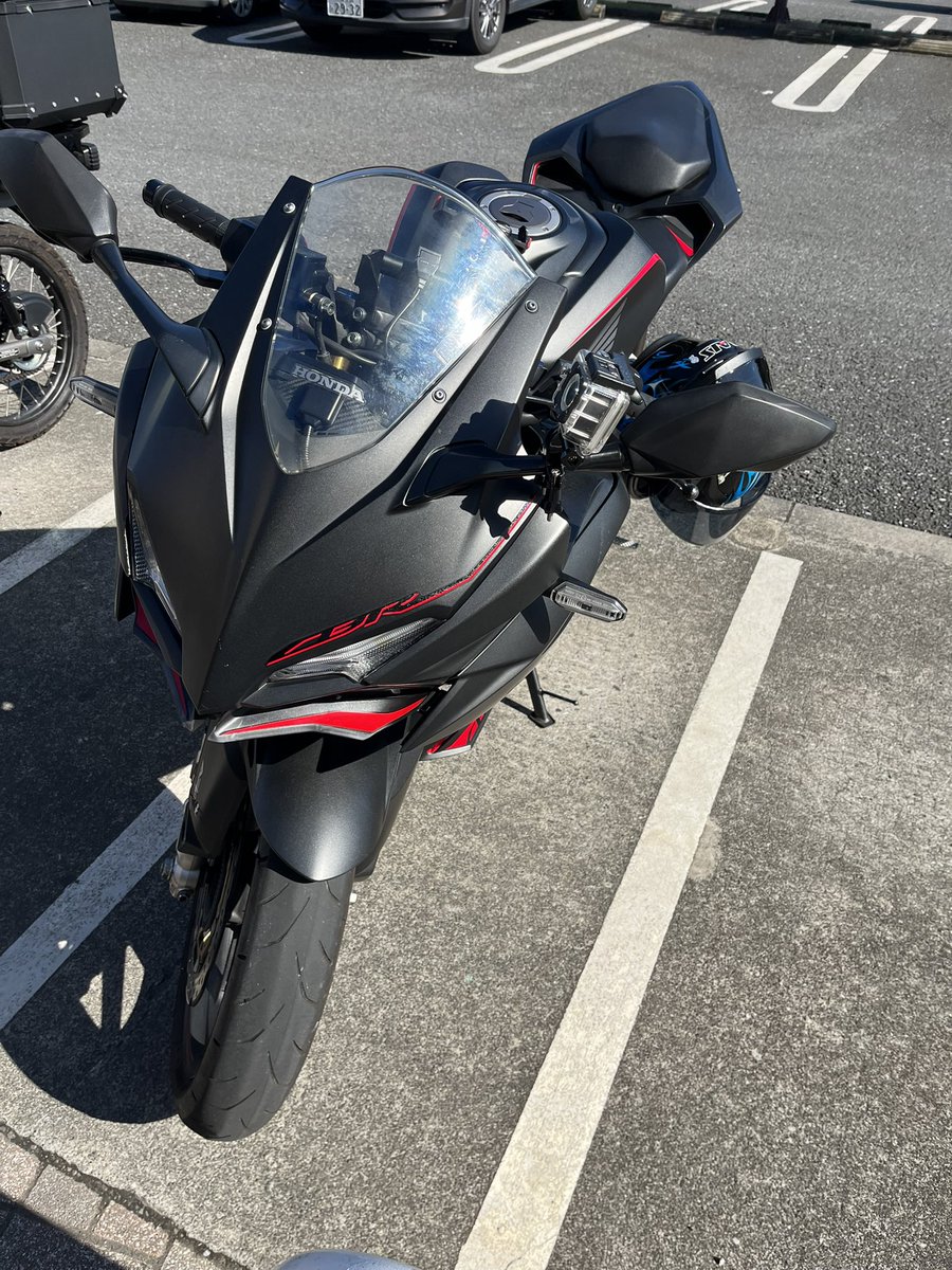 CBRって電子制御されてると思うんですけどあんまりカスタムしすぎるの良くないですよね……！！？？

カーロケとドラレコとUSB付けたくて、、
あんまいじって壊れるのも悲しいんで笑

詳しい方いますか！？

#バイクのある風景 
#BIKER 
#cbr
