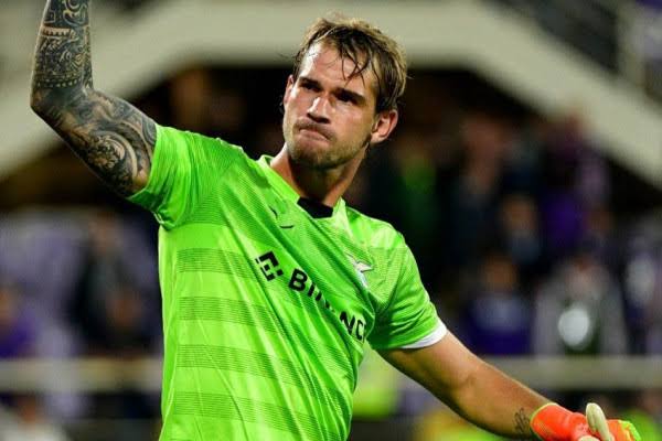 SerieA_Lawas's tweet image. Ivan Provedel, KIPER Lazio,  mencetak gol lebih banyak di Liga Champions musim ini  daripada seluruh skuad AC Milan.