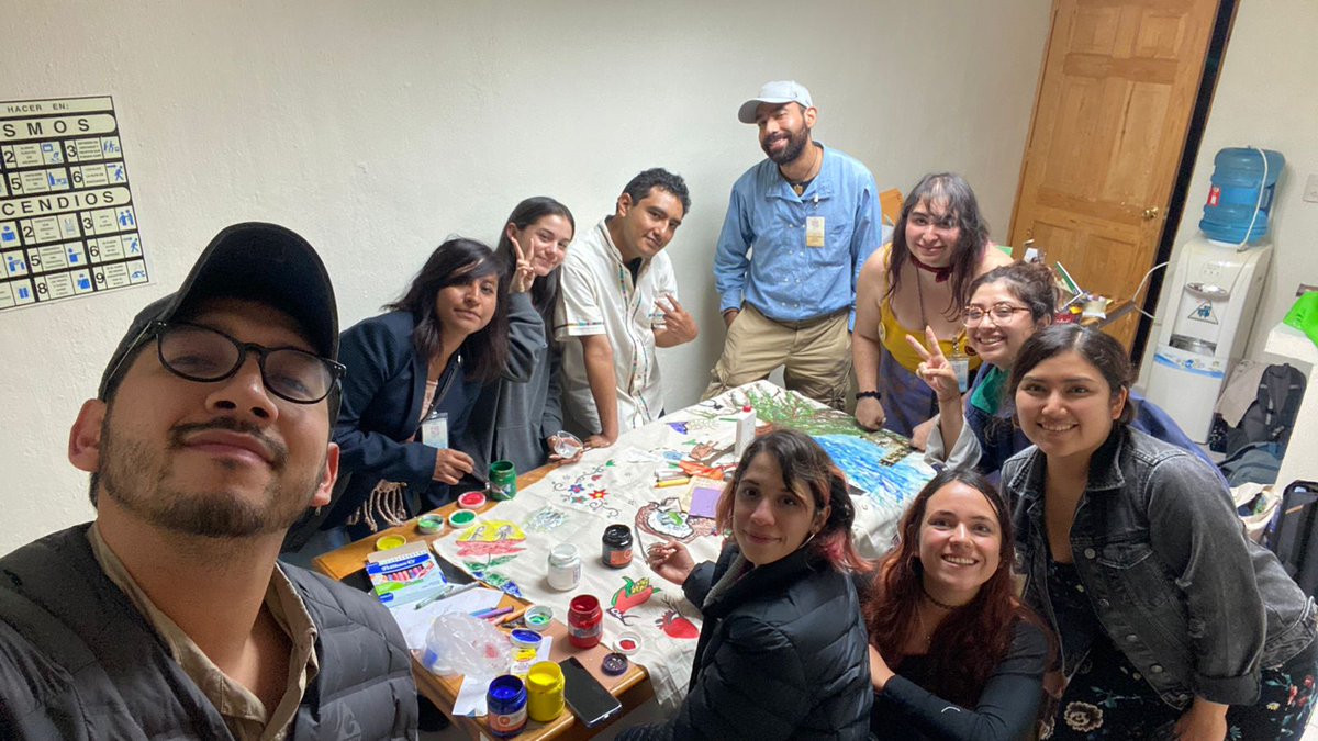 EcoMaxei's tweet photo. Hace unos días, impartimos el Taller Polifónico "Género y Biodiversidad", donde reflexionamos las diferentes relaciones que se dan con la biodiversidad a través de la interseccionalidad. Pusimos a prueba nuestra creatividad con un collage de nuestro sentir-pensar https://t.co/Y1lW3uZisA