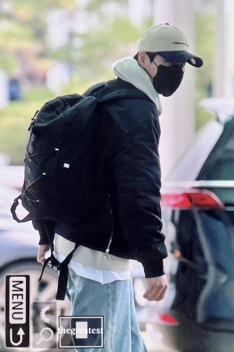 moonraiijeu's tweet photo. youngk otw to jakarta!! 😆 https://t.co/5sGxsHPoZf