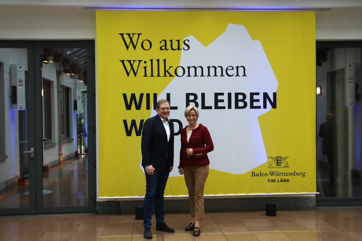 Der Wirtschaftsgipfel BaWü - EU in Brüssel geht zu Ende. Unser Hauptgeschäftsführer @OliverBarta zieht Resümee: „Wir haben auf dem Wirtschaftsgipfel die drängendsten europäischen und globalen Herausforderungen diskutiert.' #economicsummitBWEU @WM_BW