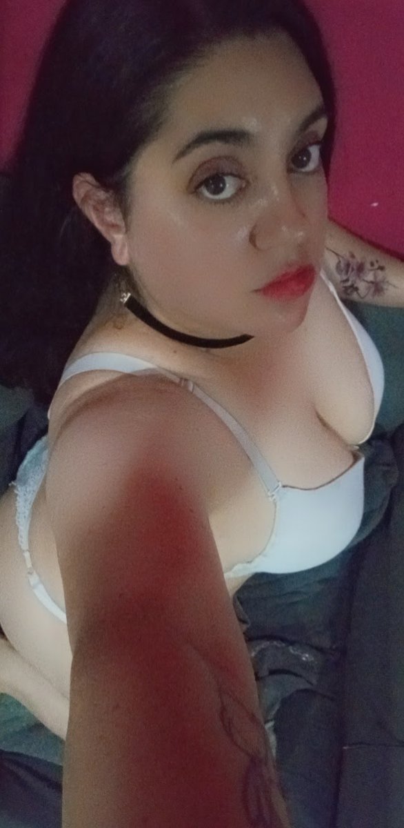 blairsof's tweet photo. Hi babies! This dog already has the collar on so you can take her for a walk to your bed! 🔥🔥🔥💦💦💦👅👅👅👅
Do you like how white looks on me? 🍑🔞🔥 https://t.co/vlpFzTxWWg