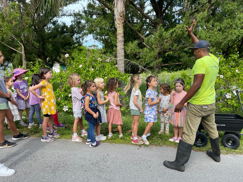 WindReachBDA's tweet photo. 1/2 🥰 So wonderful to have BHS join us for an #Environmental #Educational #Adventure. They had so many opportunities to interact with our #Gardens, #Therapy #Animals, and to better understand how we can all be better stewards of the #Environment. Thanks for joining us, everyone! https://t.co/bbGiXM5Twj