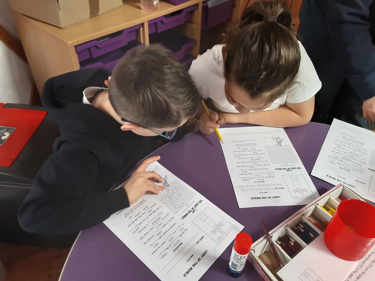 mountpljuniors's tweet photo. Class 3 have had a wonderful time in their Prayer Space, completing activities to help them reflect on their lives and their choices #MPJS #PrayerSpace #Reflection https://t.co/tRiyTtmhR9