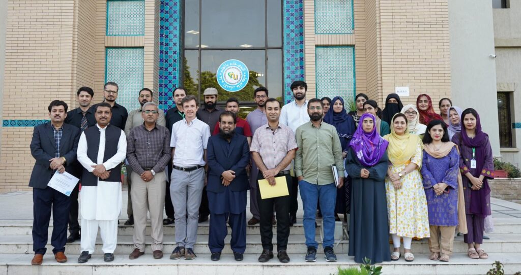 DpcSsapi's tweet photo. Day 2 of the three-day training session from 18th to 20th Sep, 2023, for the faculty and students of National University of Computer and Emerging Sciences @khi_nuces , Pakistan by Prof. Tobias Sprodowski from University of Bremen, Germany. #SSAPI #Erasmus+ https://t.co/7D3R8j94o3 https://t.co/Xw6O5xMbNj