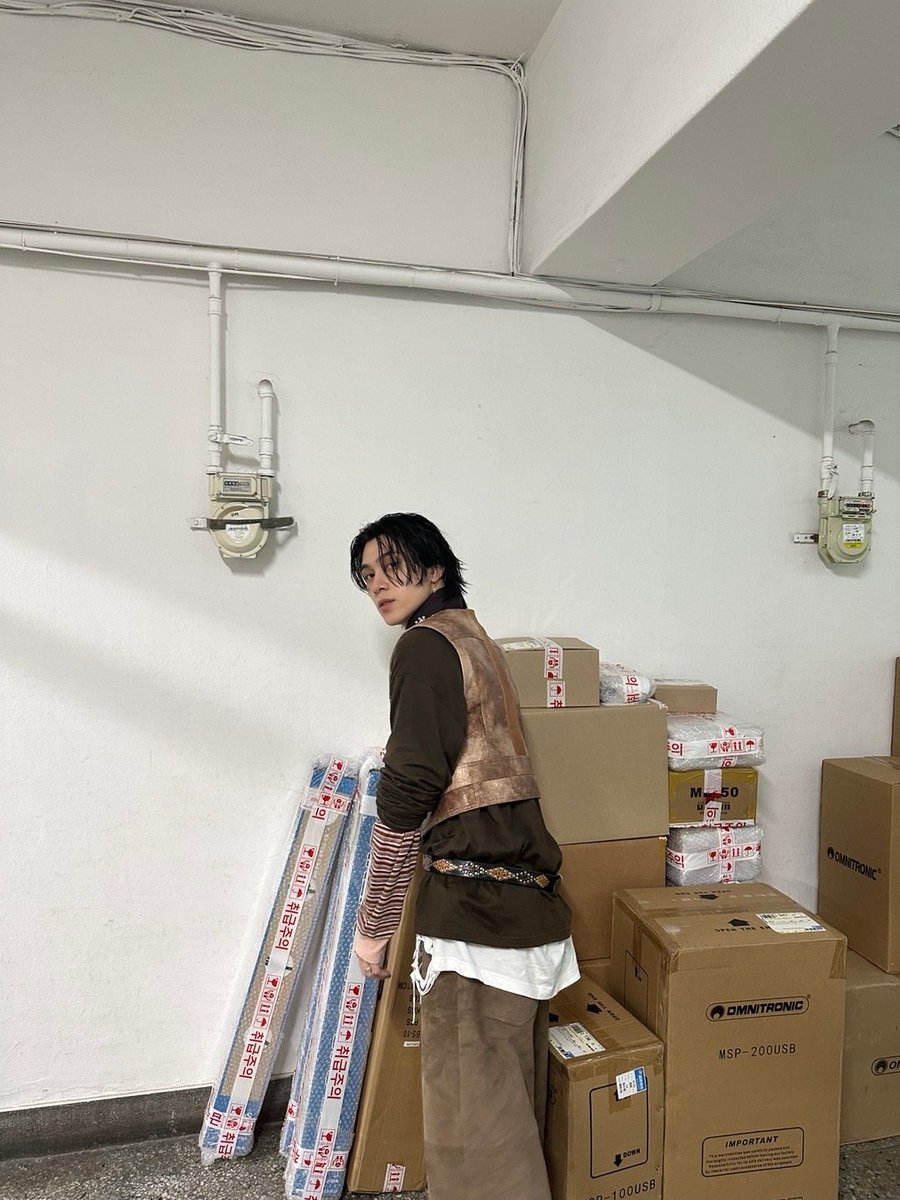Hendery tweet media