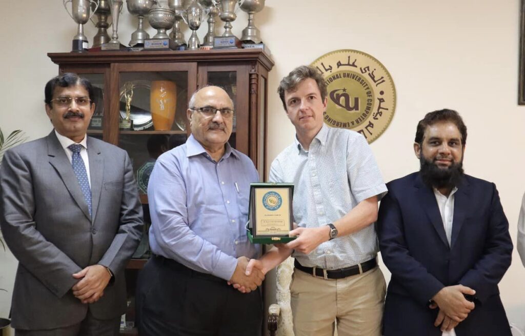 DpcSsapi's tweet photo. Day 3 of the three-day training session from 18th to 20th Sep, 2023, for the faculty and students of National University of Computer and Emerging Sciences @khi_nuces , Pakistan by Prof. Tobias Sprodowski from University of Bremen, Germany. #SSAPI #Erasmus+ https://t.co/G3Kdxmepgm https://t.co/1KTkkp0mCL