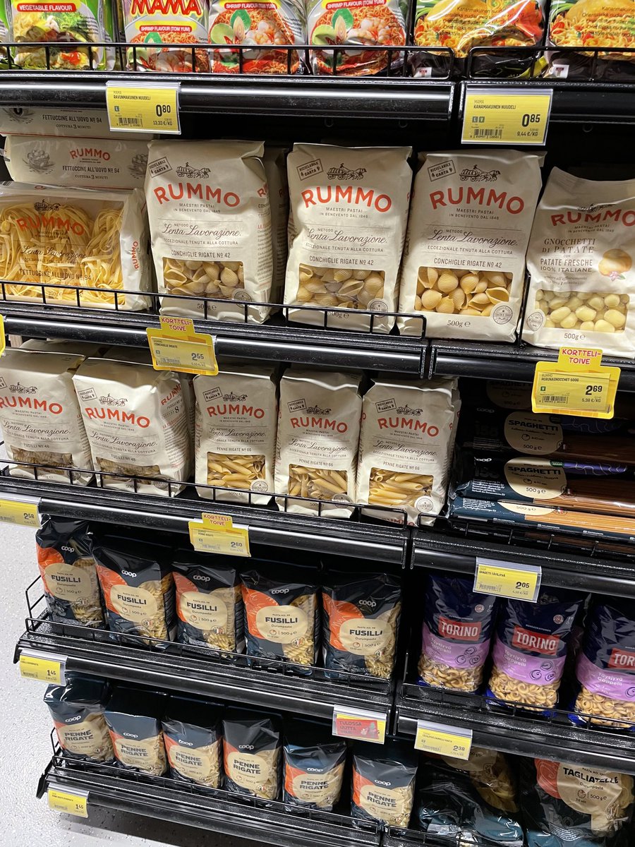 NikulaKimmo's tweet photo. Alepa Kisahalli on jälleen auki. Tarkasti kysyntään räätälöity valikoima korttelitoiveiden kera odottaa herkuttelijoita. #Alepa #Korttelitoive https://t.co/Az2WjRQeg9