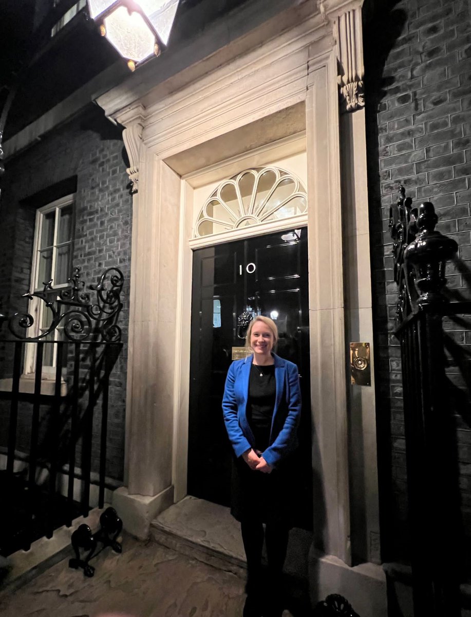 Epilepsy Research Institute event at 10 Downing Street. Making the case for increased epilepsy research funding! @LabWykes @EpilepsyInst @DNS_UOM @UCLIoN @rebbromley